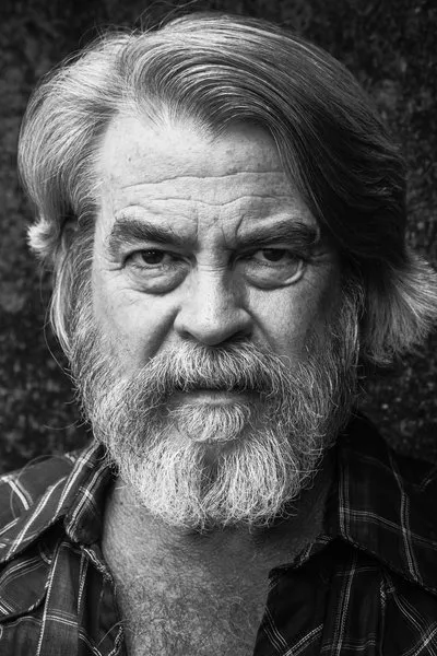 Curtis Nichouls