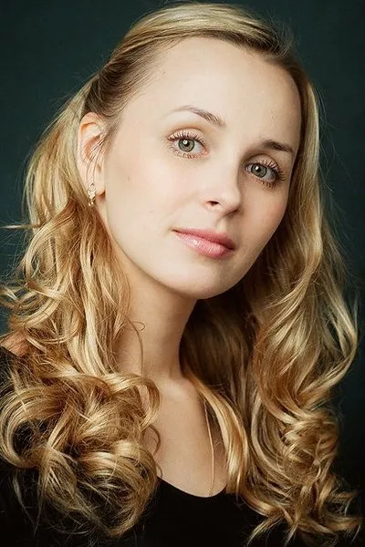 Monique Ganderton