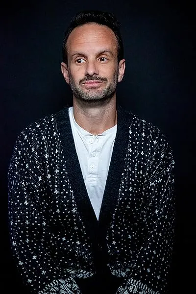 Nick Mills