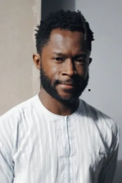 Arie Esiri
