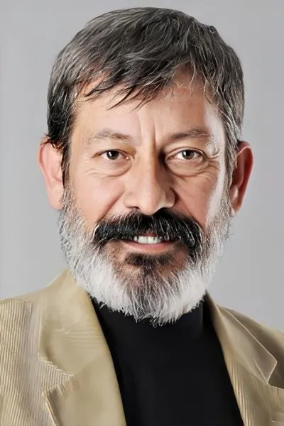 Cem Özer