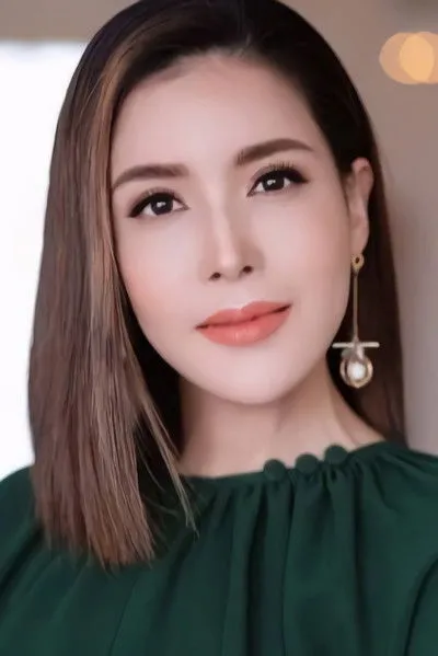Janie Tienphosuwan