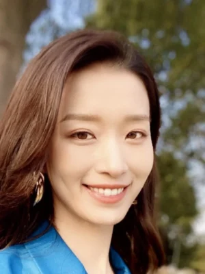 Zhai Guan Hua