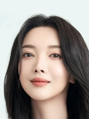 Lyan Zhang