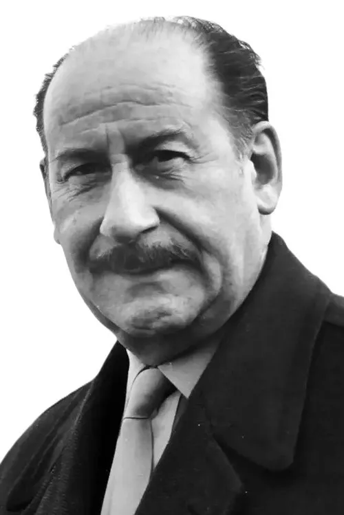 Pierre Dux