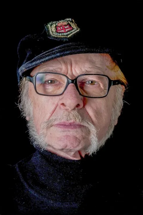Kayhan Yildizoglu