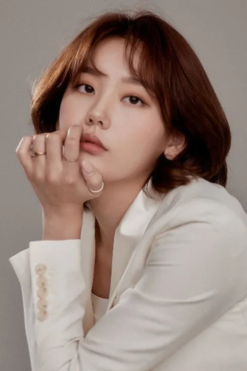 Shim So-Young