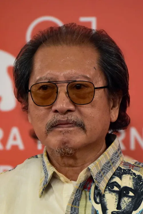 Ronnie Lazaro