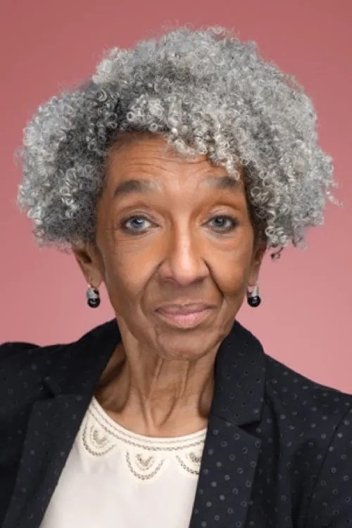 Claudia Robinson