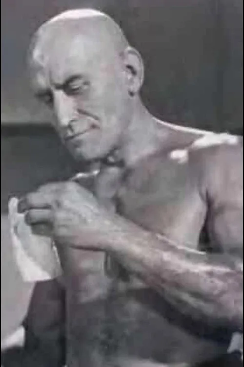 Nathanael León