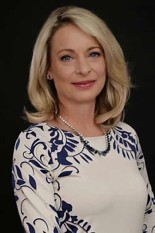 Deirdre Wolhuter