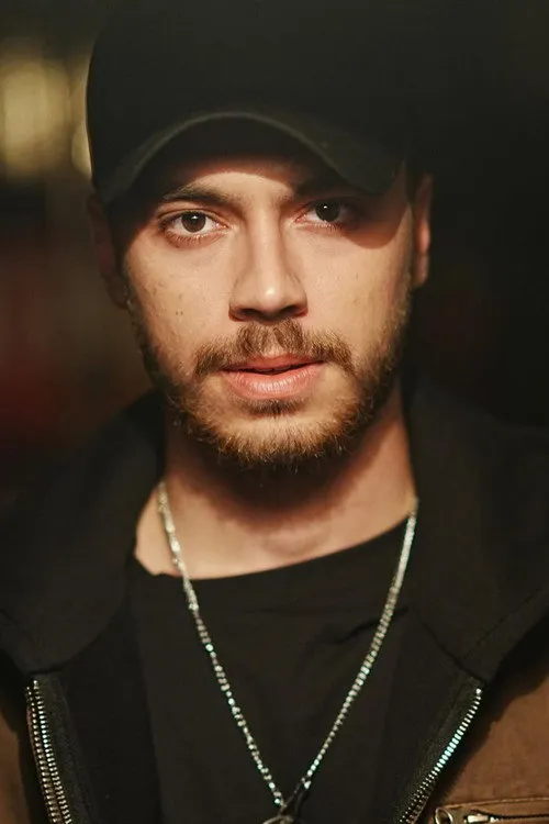 Toprak Kahraman
